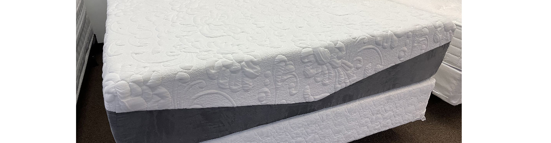 The COOL-GEL | 12"  Luxurious Memory Foam Mattress Set 